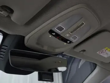 2025 Volvo XC40 с пробегом 9 524 км