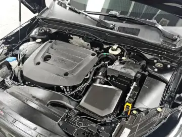 2025 Volvo XC40 с пробегом 9 327 км