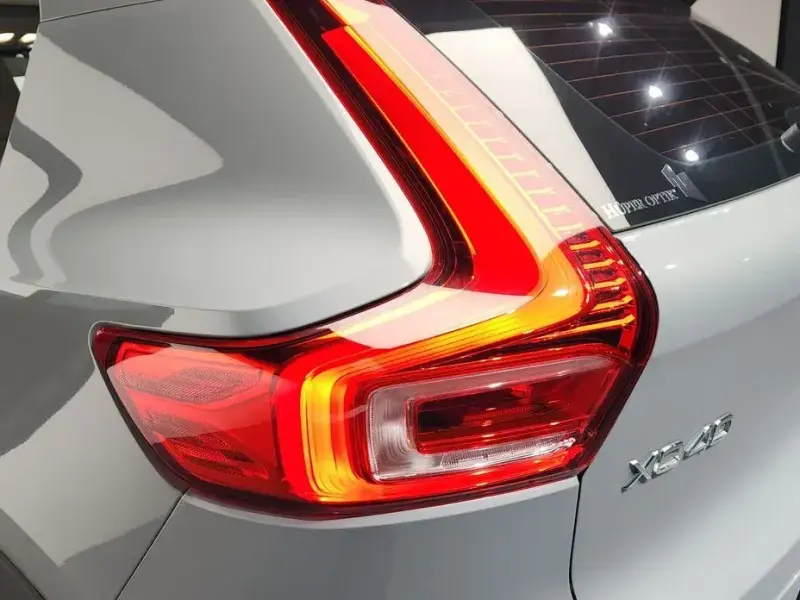 2023 Volvo XC40 с пробегом 18 920 км