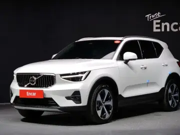 2024 Volvo XC40 с пробегом 25 577 км