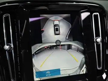 2024 Volvo XC40 с пробегом 4 285 км