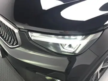 2023 Volvo XC40 с пробегом 21 976 км