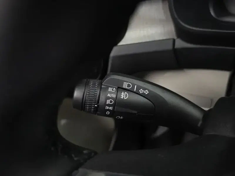 2023 Volvo XC40 с пробегом 21 976 км