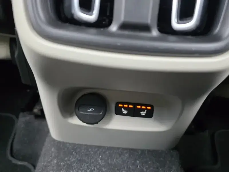 2022 Volvo XC40 с пробегом 36 377 км