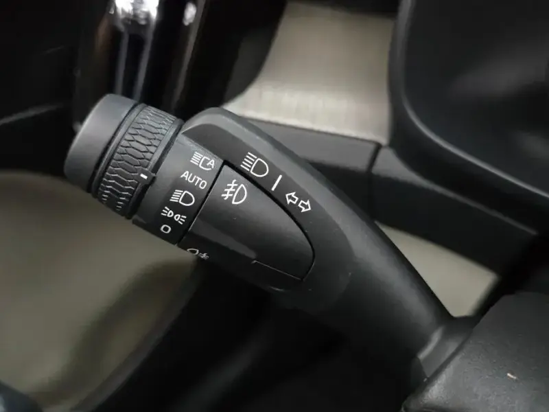 2023 Volvo XC40 с пробегом 24 769 км