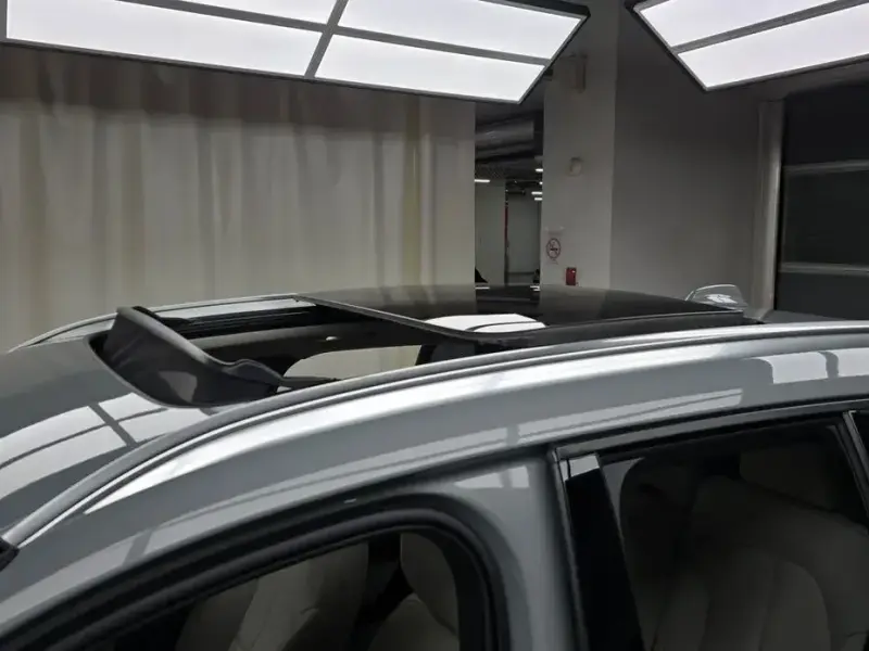 2024 Volvo XC40 с пробегом 15 000 км