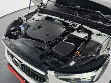 2023 Volvo XC40 с пробегом 46 011 км