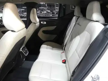 2024 Volvo XC40 с пробегом 12 872 км