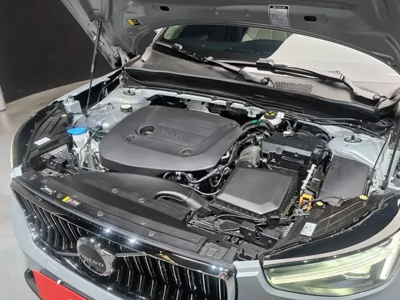 2024 Volvo XC40 с пробегом 10 194 км