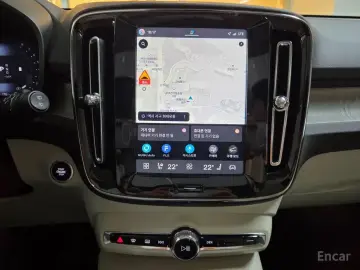 2026 Volvo XC40 с пробегом 339 км
