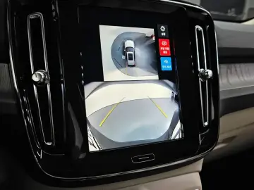 2024 Volvo XC40 с пробегом 9 663 км