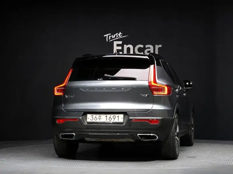 2019 Volvo XC40 с пробегом 127 235 км