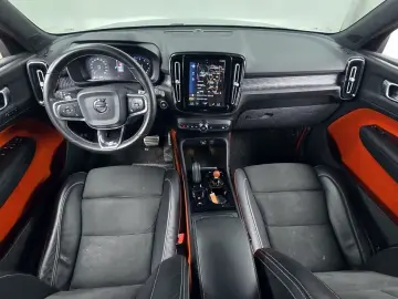 2019 Volvo XC40 с пробегом 127 235 км