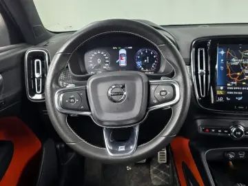 2019 Volvo XC40 с пробегом 127 235 км