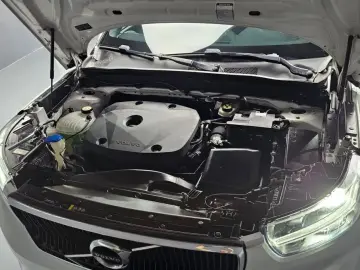 2018 Volvo XC40 с пробегом 64 179 км