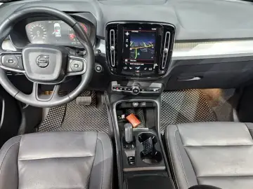 2018 Volvo XC40 с пробегом 64 179 км