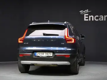 2021 Volvo XC40 с пробегом 76 781 км