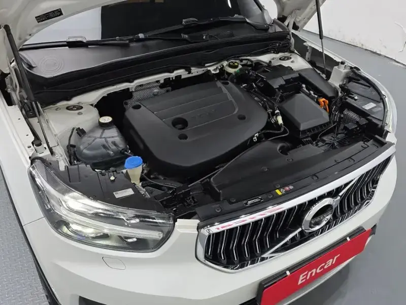 2021 Volvo XC40 с пробегом 46 410 км