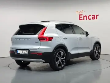 2020 Volvo XC40 с пробегом 142 392 км