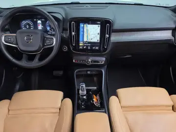 2020 Volvo XC40 с пробегом 142 392 км