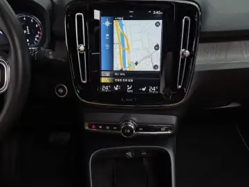 2020 Volvo XC40 с пробегом 142 392 км