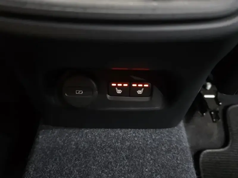2020 Volvo XC40 с пробегом 142 392 км