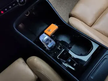 2021 Volvo XC40 с пробегом 33 513 км