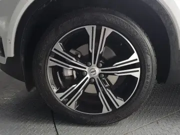 2021 Volvo XC40 с пробегом 50 141 км
