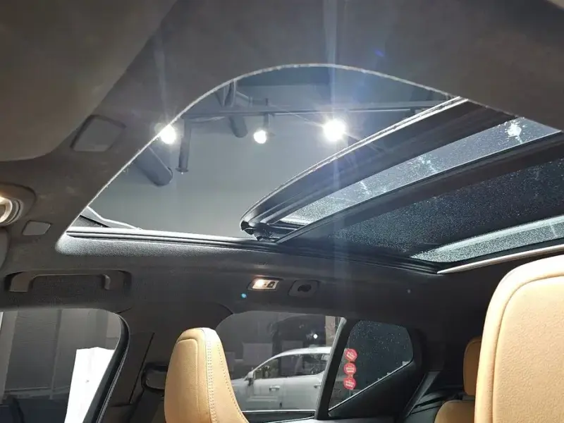 2021 Volvo XC40 с пробегом 50 141 км