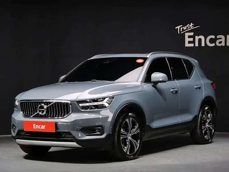 2021 Volvo XC40 с пробегом 46 768 км