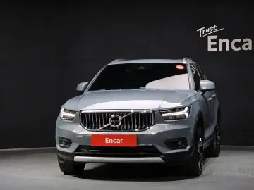 2021 Volvo XC40 с пробегом 46 768 км