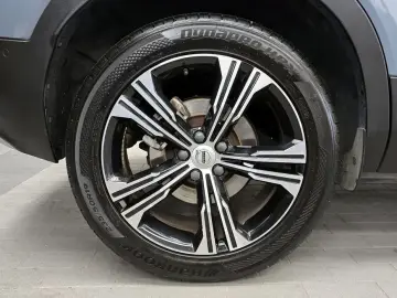 2021 Volvo XC40 с пробегом 46 768 км
