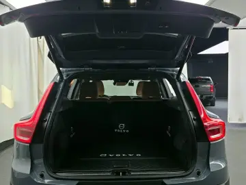 2021 Volvo XC40 с пробегом 46 768 км