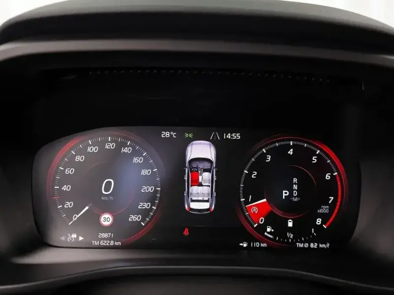 2020 Volvo XC40 с пробегом 28 871 км
