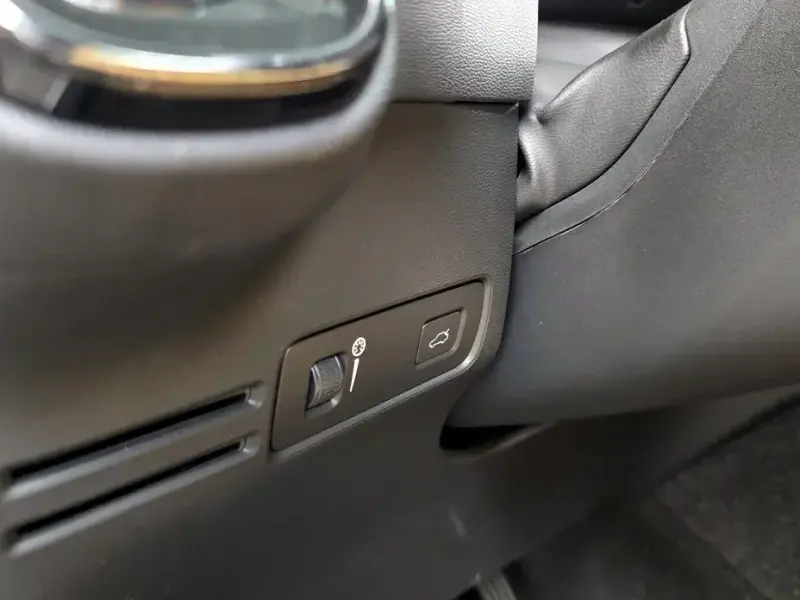 2021 Volvo XC40 с пробегом 46 768 км