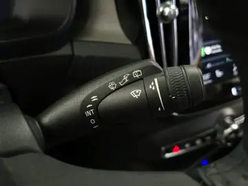 2021 Volvo XC40 с пробегом 46 768 км