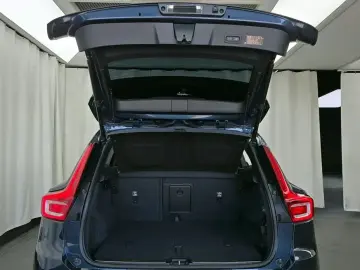 2020 Volvo XC40 с пробегом 28 871 км