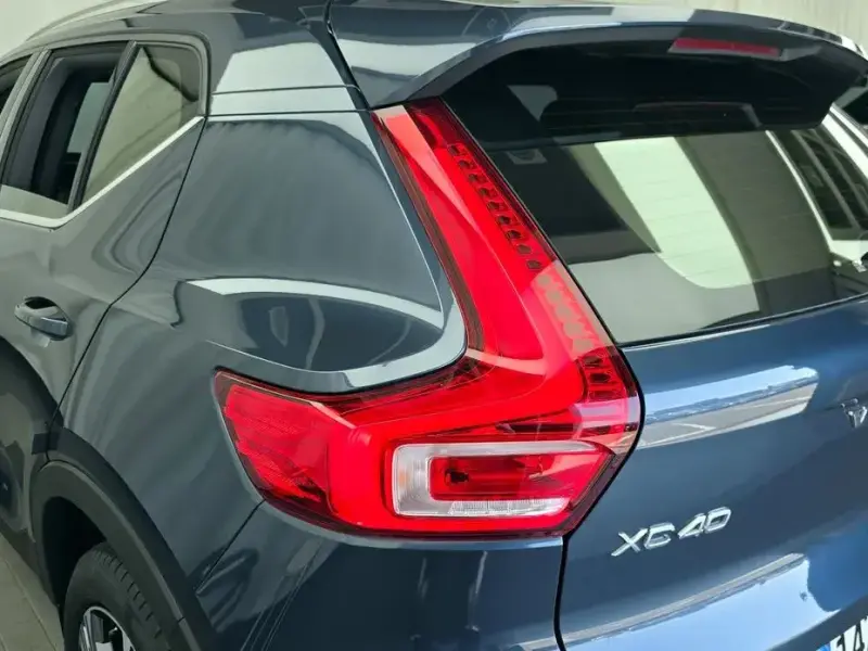 2020 Volvo XC40 с пробегом 28 871 км