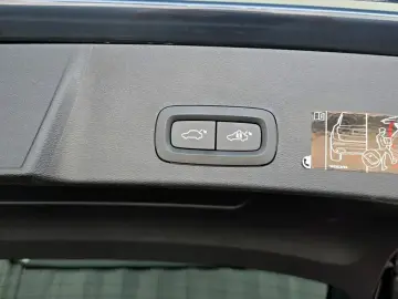 2020 Volvo XC40 с пробегом 28 871 км