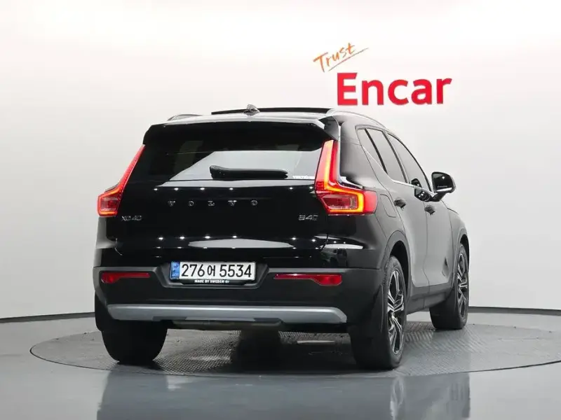 2020 Volvo XC40 с пробегом 48 853 км