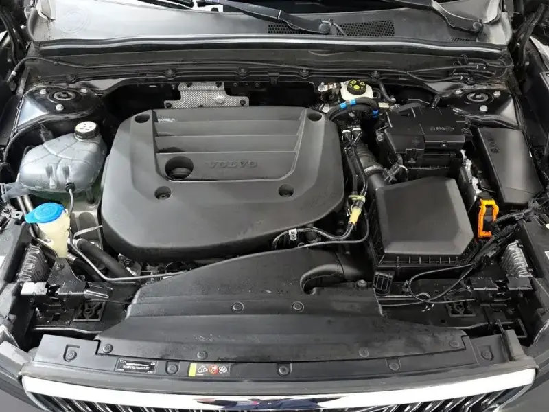 2020 Volvo XC40 с пробегом 48 853 км