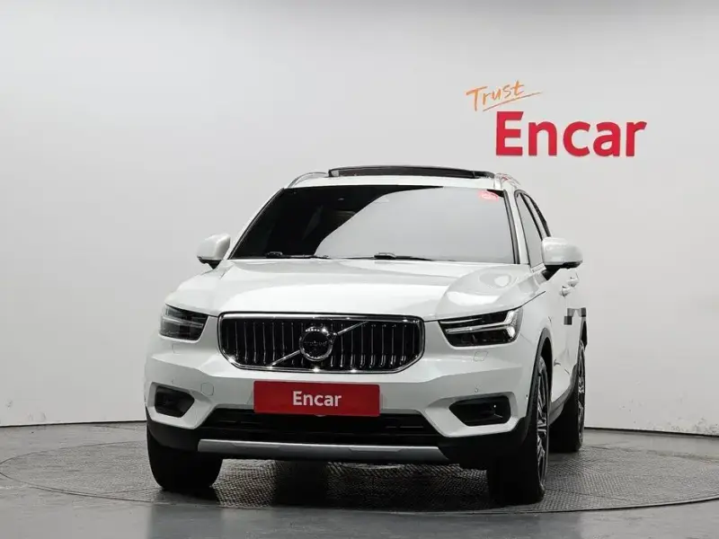 2021 Volvo XC40 с пробегом 39 468 км
