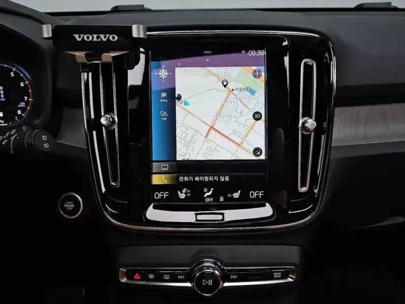 2021 Volvo XC40 с пробегом 39 468 км