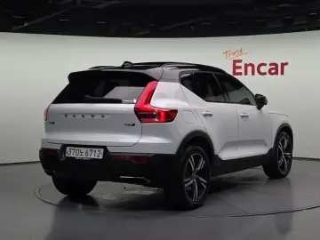 2019 Volvo XC40 с пробегом 94 390 км