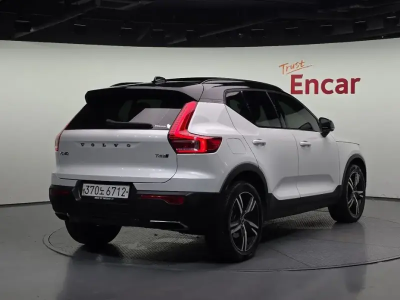 2019 Volvo XC40 с пробегом 94 390 км