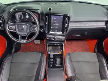 2019 Volvo XC40 с пробегом 94 390 км