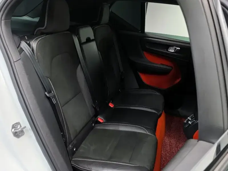 2019 Volvo XC40 с пробегом 94 390 км