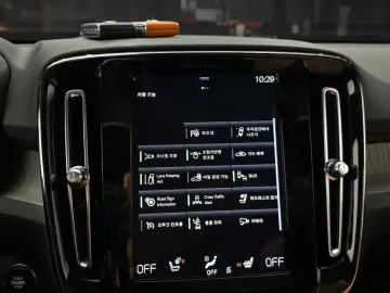 2021 Volvo XC40 с пробегом 74 360 км