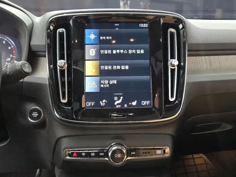 2021 Volvo XC40 с пробегом 74 360 км