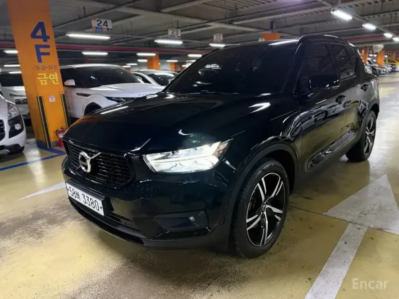 2018 Volvo XC40 с пробегом 118 465 км
